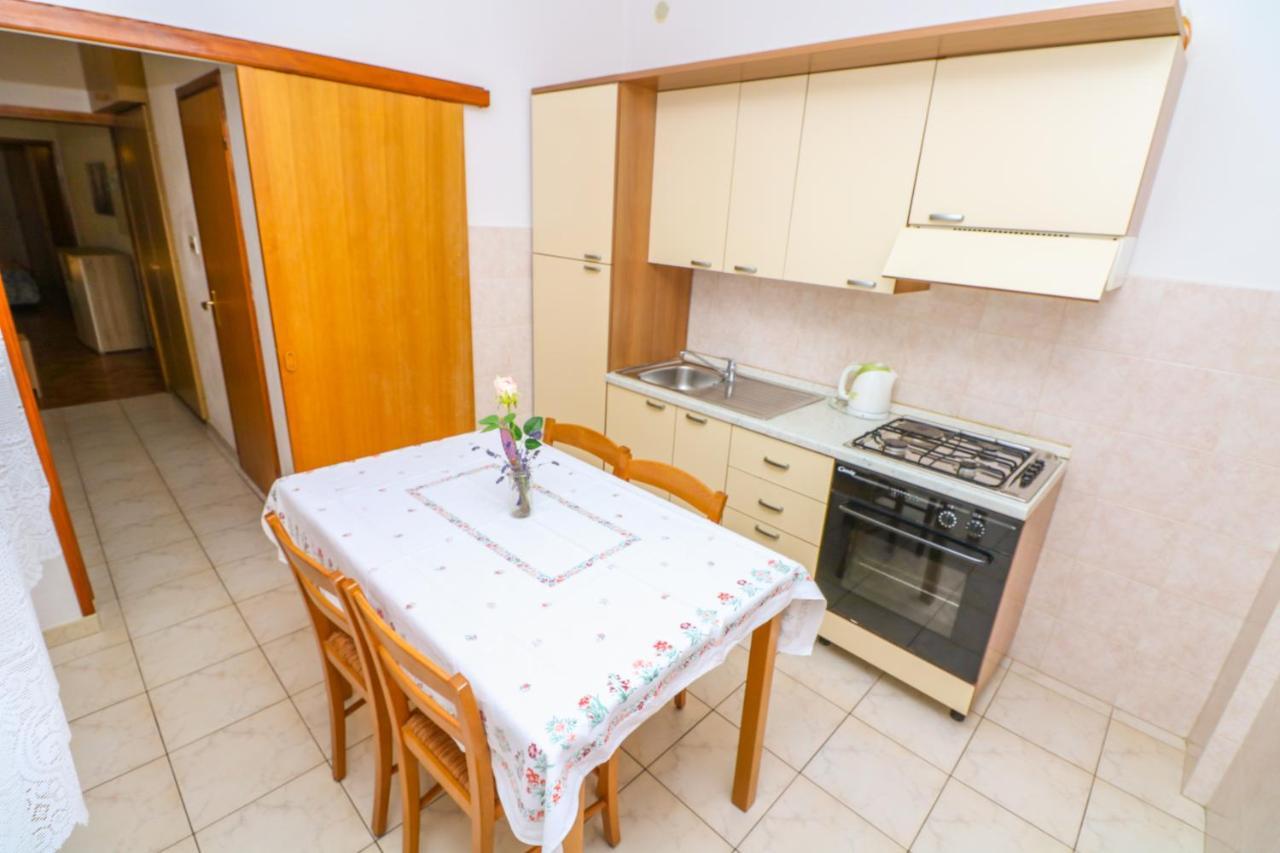 Apartment Marulic In Old Town 巴斯卡 外观 照片