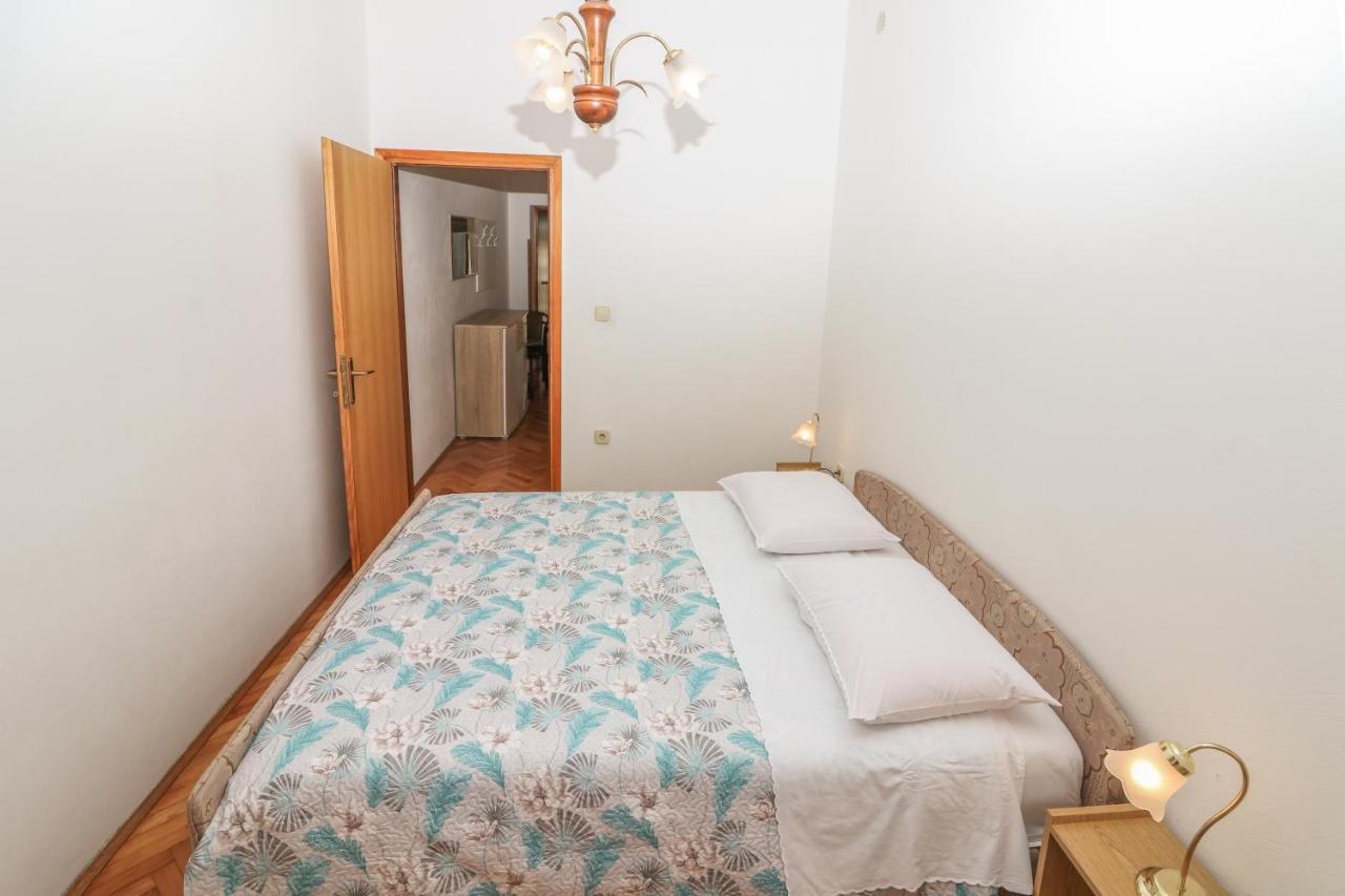 Apartment Marulic In Old Town 巴斯卡 外观 照片